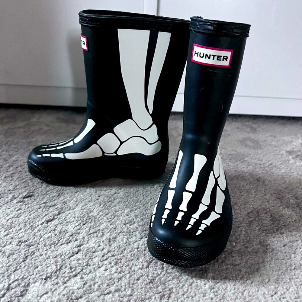Hunter skeleton boots toddler size 8b/9g uk7 eu24